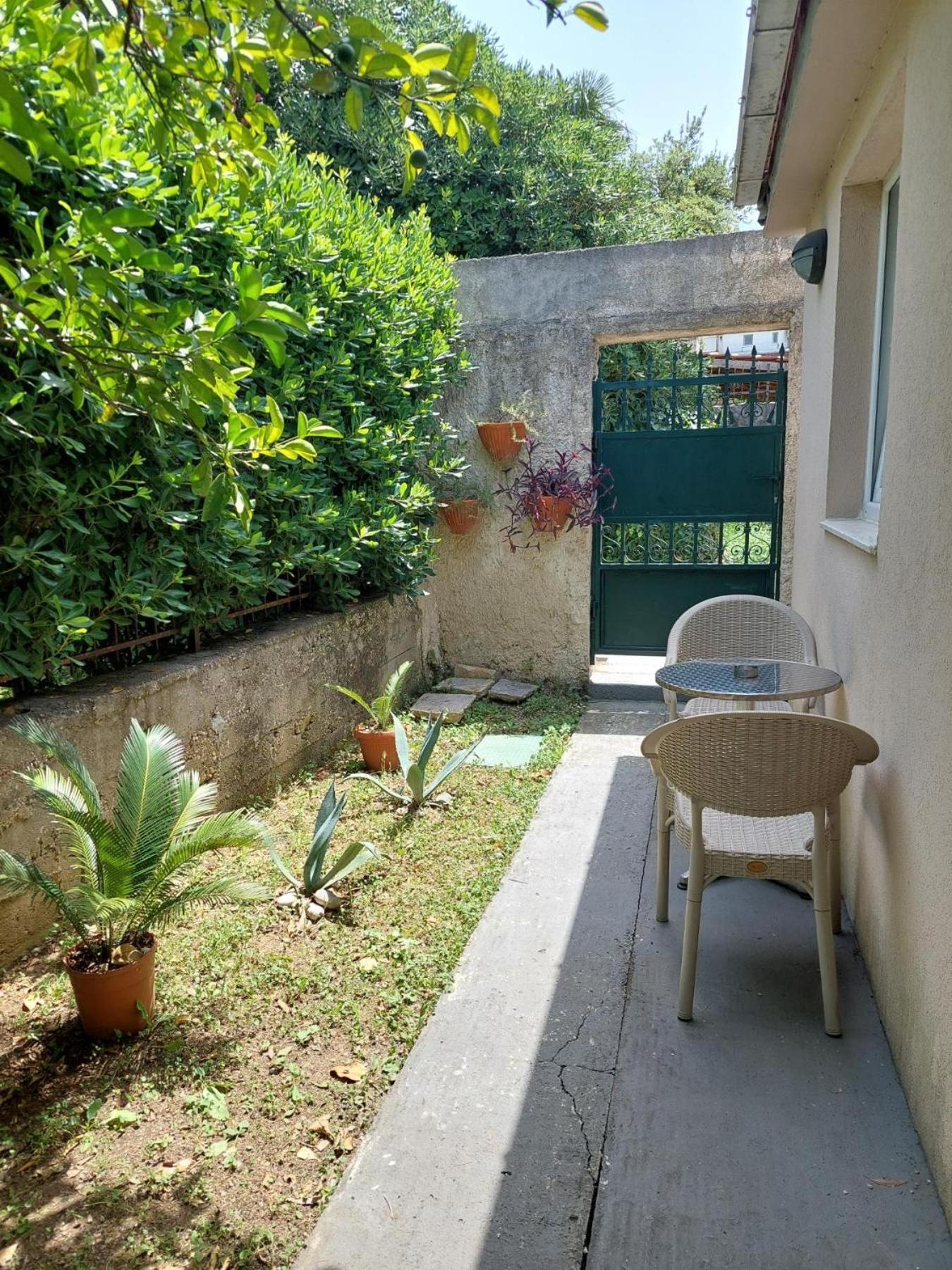 Garden Apartmant Near Sea Kotor Chambre photo